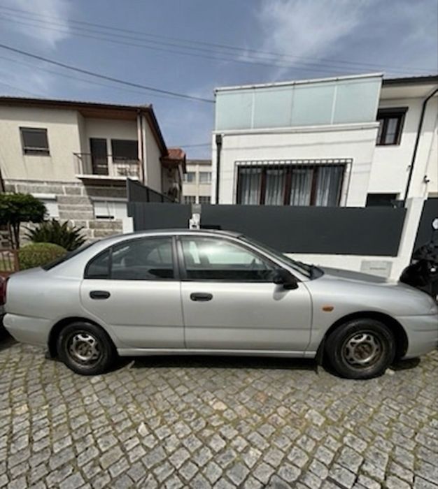 Mitsubishi Carisma 1.6 GLX