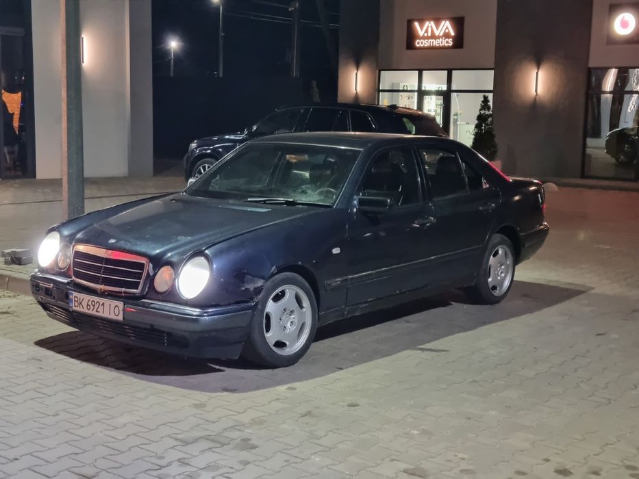 Mercedes Benz w210