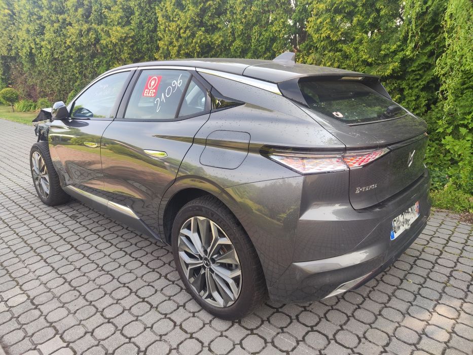 DS4 II 2024r NOWY MODEL HYBRYDA PLUGIN 225koni - 1.6 e-tense PHEV - Przebieg 13280km