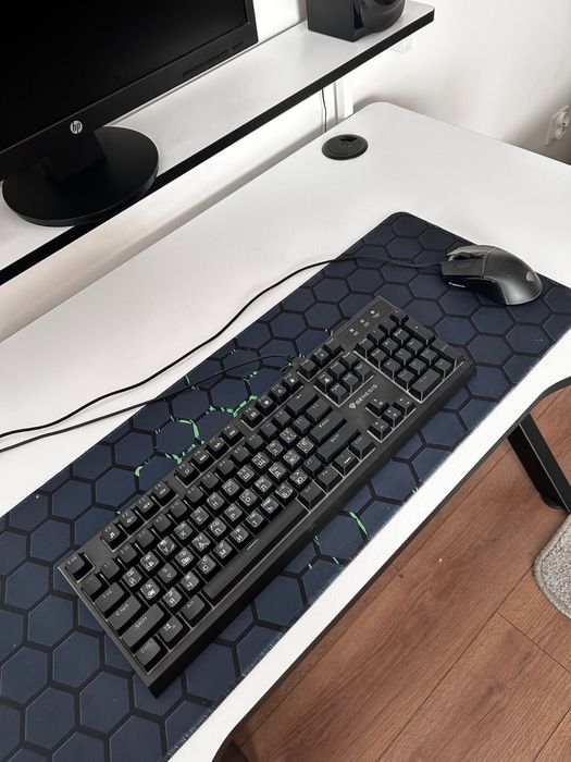 Komputer gamingowy + pełny zestaw | RX 6600 | Ryzen 5 | Stan idealny