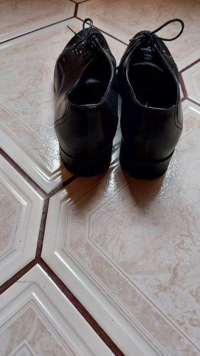 Buty  skórzane damskie  Lasocki roz. 41