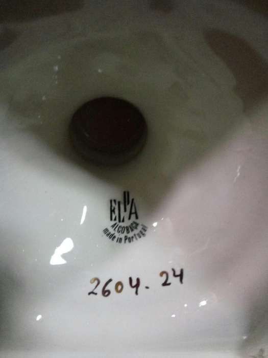 Peça de porcelana Elpa Alcobaça