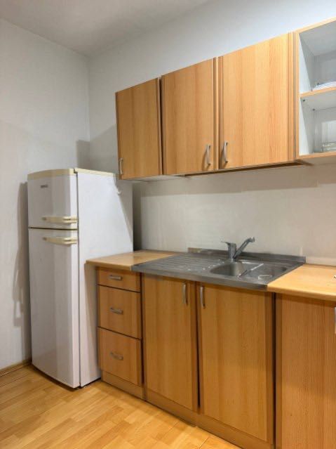 Wynajmę kawalerkę na Ruczaju 32m2