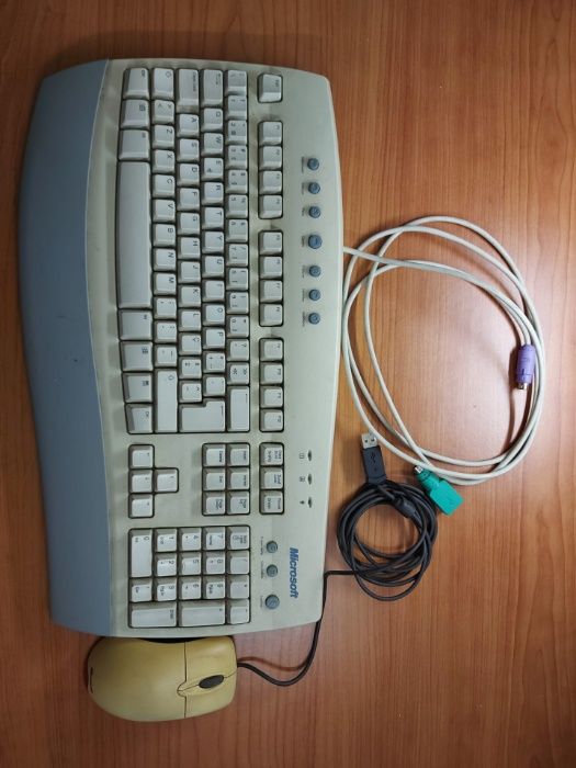 Teclado e Rato óptico da Microsoft