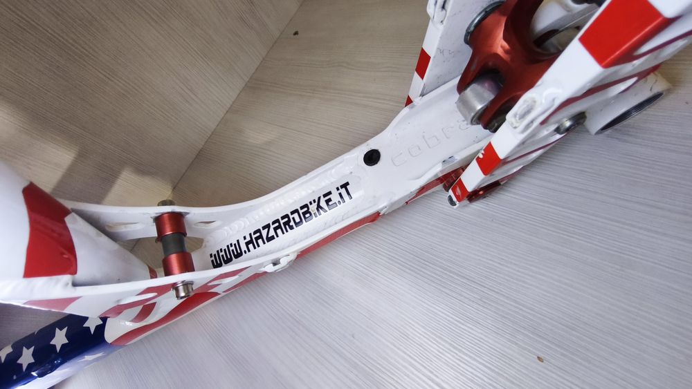 Рама Mongoose Kobra Hanzar bike