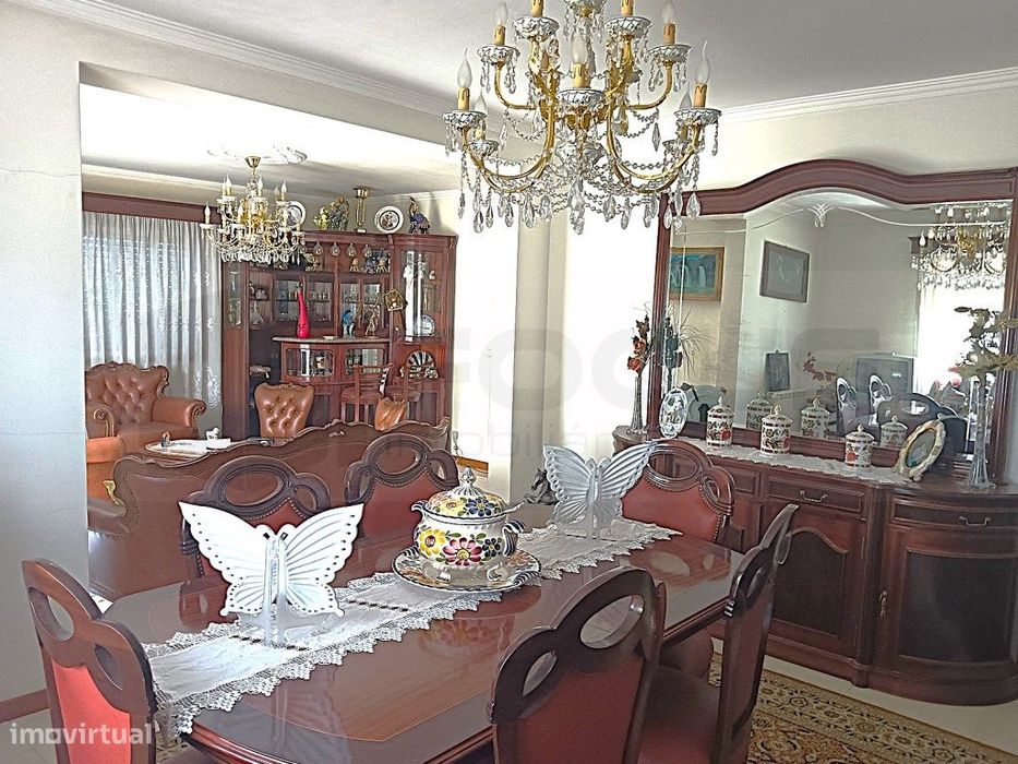 Moradia T4, com espaço exterior para venda Estarreja - Zona central