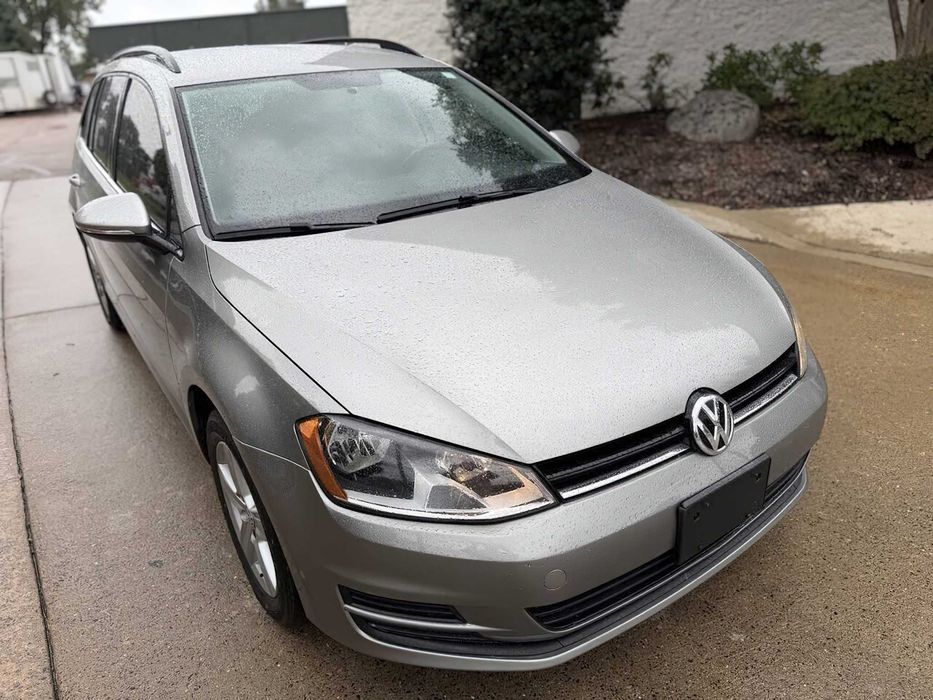 Volkswagen Golf Sportwagen Tdi Se      2015