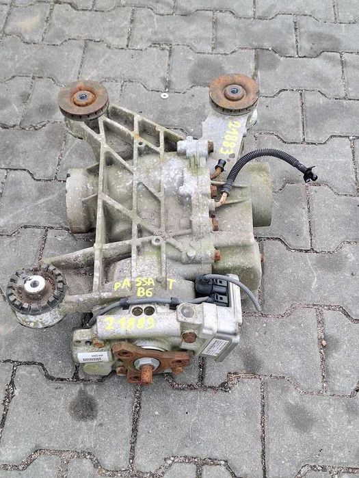 Volkswagen Passat B6 3.2 FSI Kombi Most Dyfer Tył