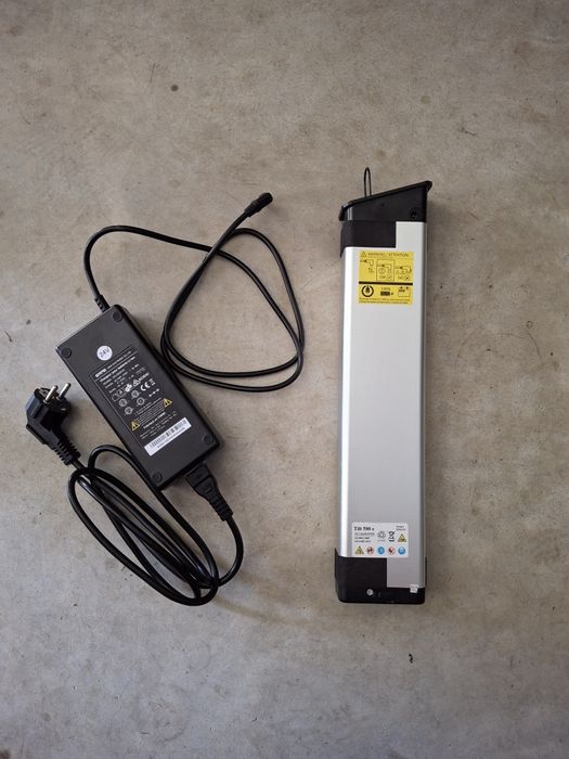 Bicicleta electrica Btwin 500e Dobrável
Quadro em alumínio
Bateria de