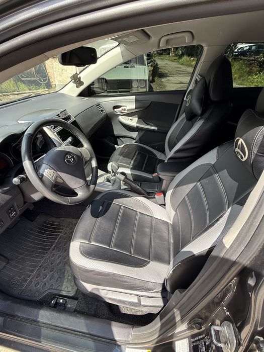 Продам Toyota Corolla