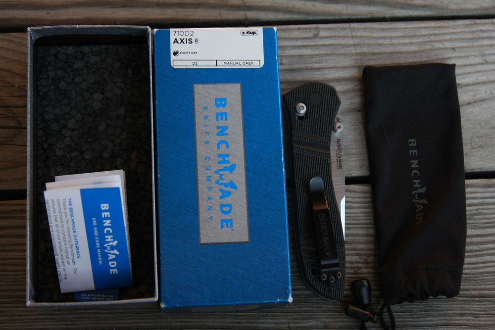 Benchmade 710 D2