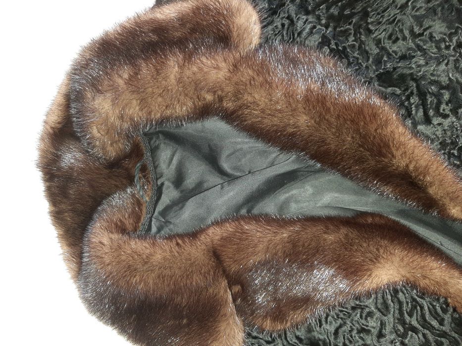 Futro czarne,  karakuły, swakara