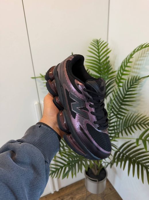 Кросівки New Balance 2000 Iridescent