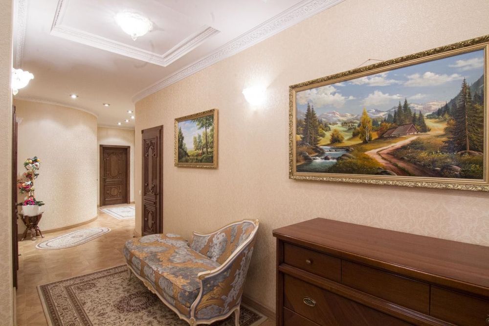 Продаж квартири 245 кв.м. з терасою! 2 поверх, ЖК Чайка, вул Лобановського 21