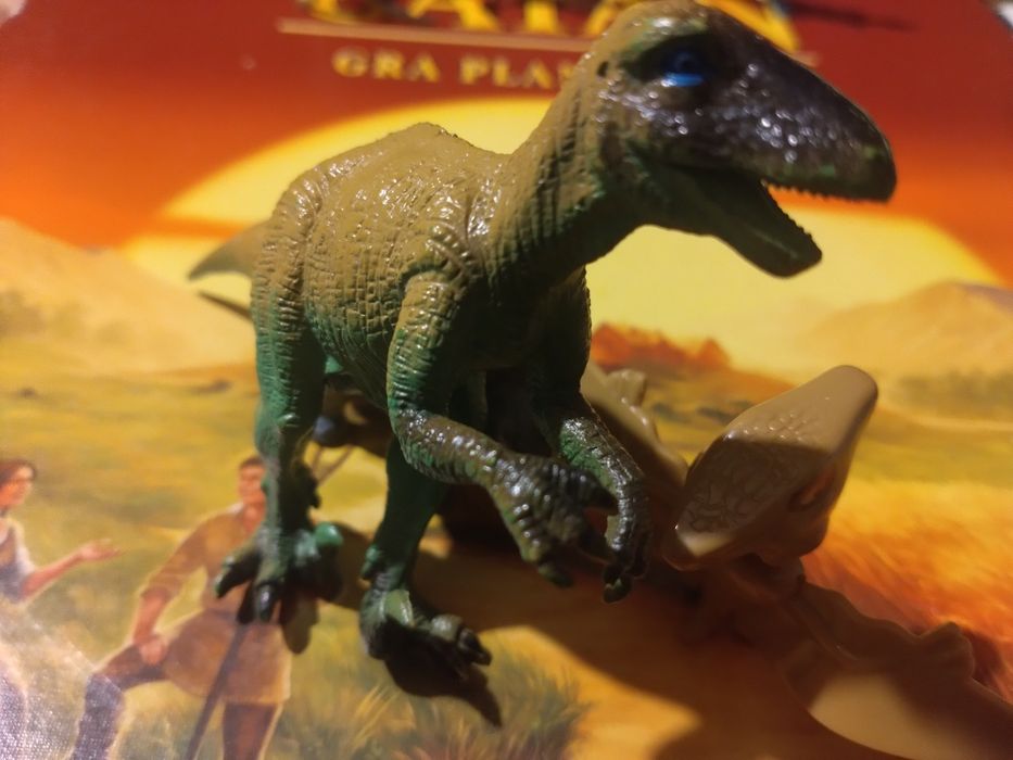 Dinozaury figurki