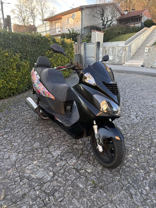 Scooter DAELIM 125