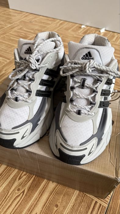 adidas Originals x Pharrell Virginia Adistar Jellyfish