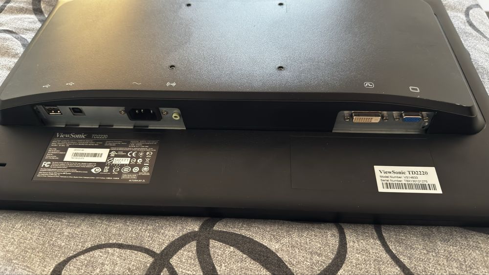 Monitor ViewSonic TD2220, um monitor 22” Full HD (1920x1080)