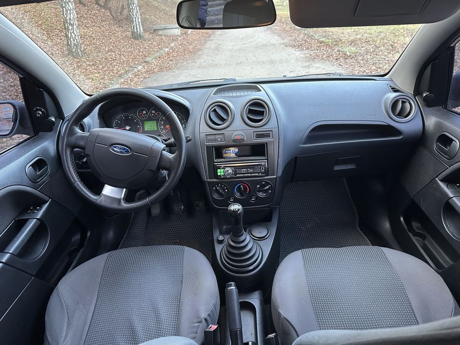 Ford Fiesta 2008 — гарний стан, бюджетна ціна!