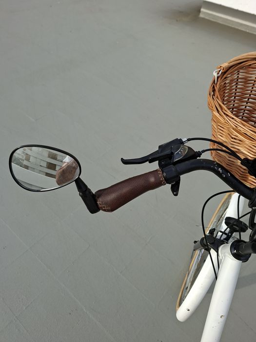 Bicicleta citadina de senhora