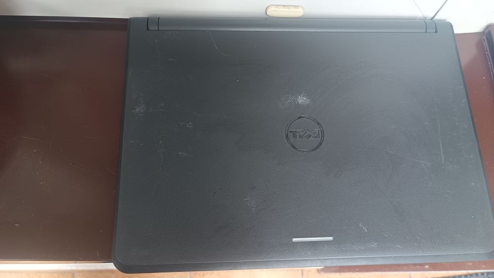 Laptop Dell  używany