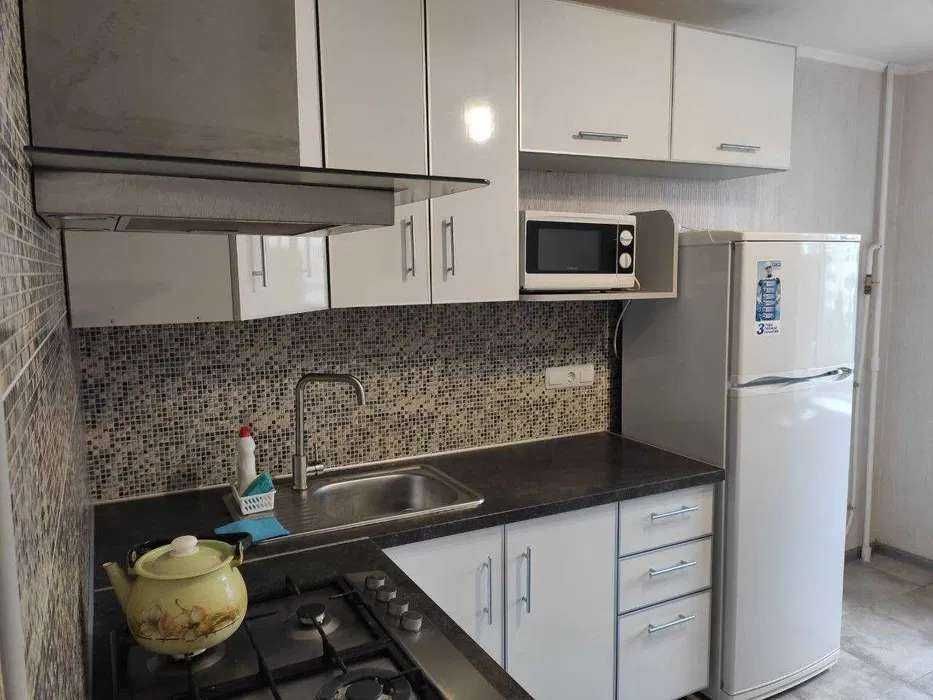 Оренда 1-к квартири на вул. Прилужна