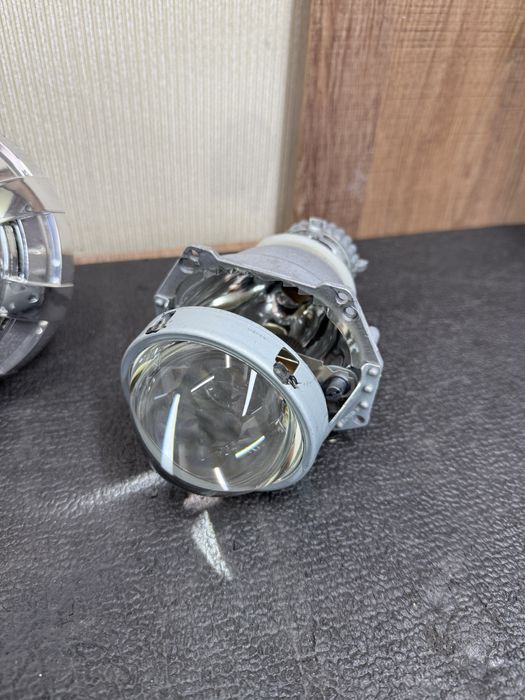 Линзы би-ксеноновые NHK 5R