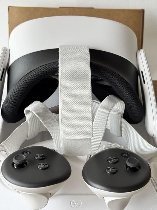 Meta Quest 3S 128Gb Идеал Meta Quest 3S 128Gb / Meta Quest 3S 128Gb