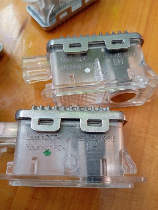 Проектор Skoda підсвітка дверей