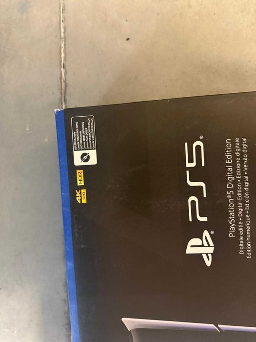 PlayStation 5 – NOVA e SELADA