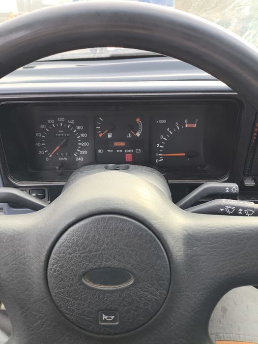 Ford Sierra 1987 2.0 бензин