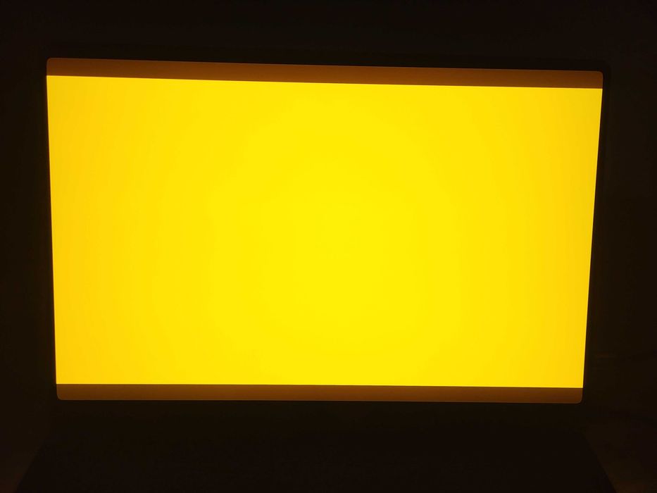 Przenośny monitor UPERFECT 16'' OLED 3K 2880x1800 120Hz