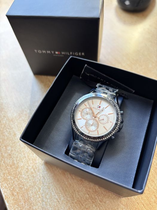 Zegarek damski Tommy Hilfiger Ari 1782003
