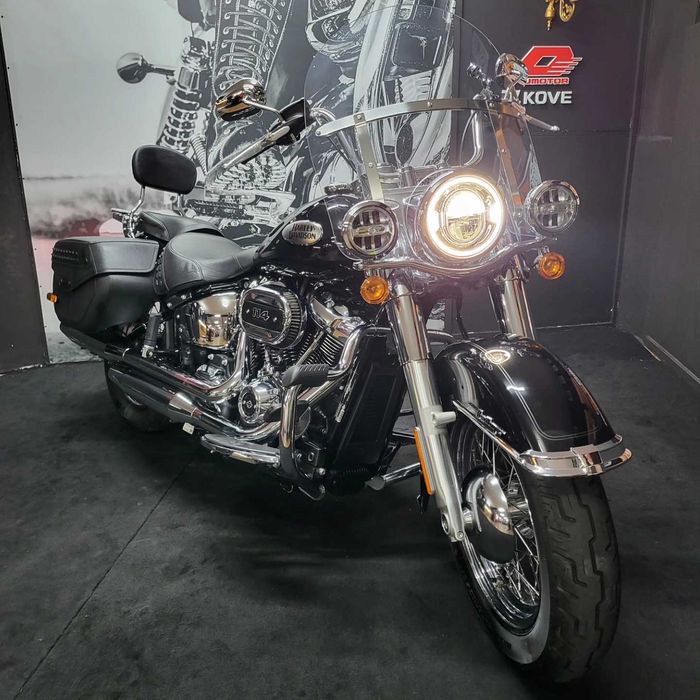 Harley Davidson  Softail Heritage  Classic 114