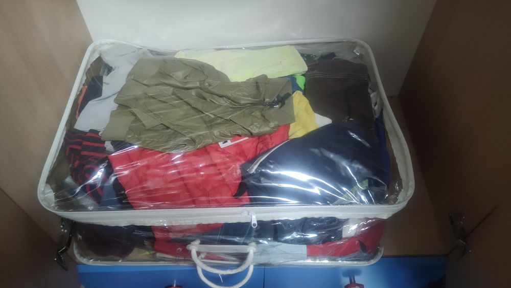 Віддам хороші дитячі речі на дівчинку