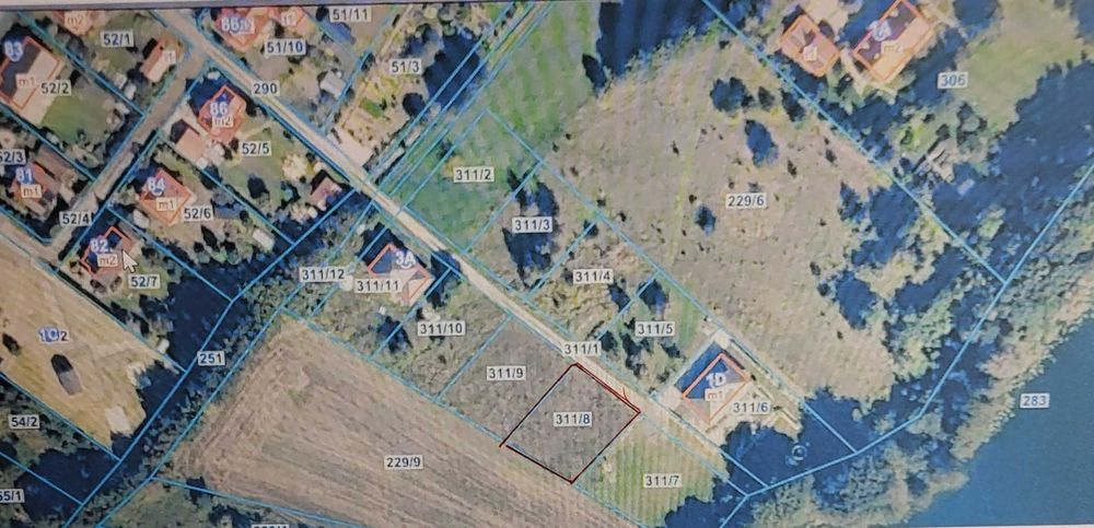 Działka w  bardzo bliskiej odległości od jeziora Lubie w Nowej Wiosce