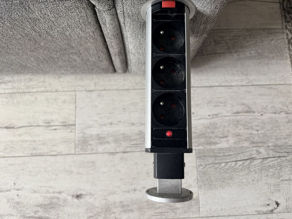 Rogówka zadbana jak nowa robiona na zamowienie.