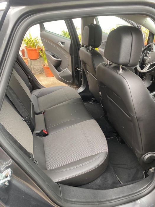 Opel Astra 1.4 gasolina 2010 46000km