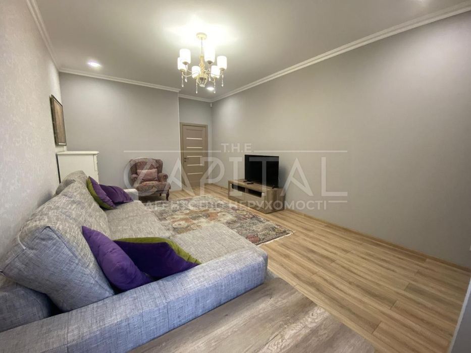 Аренда бул. Леси Украинки,отопление,вода есть лифт работает