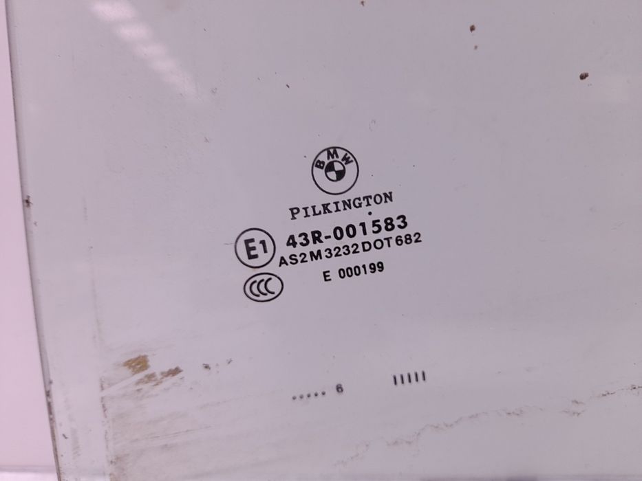 Vidro porta trás esquerdo BMW 1 (E87)