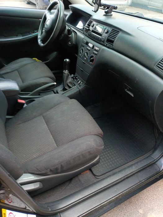 Продаж авто Toyota Corolla