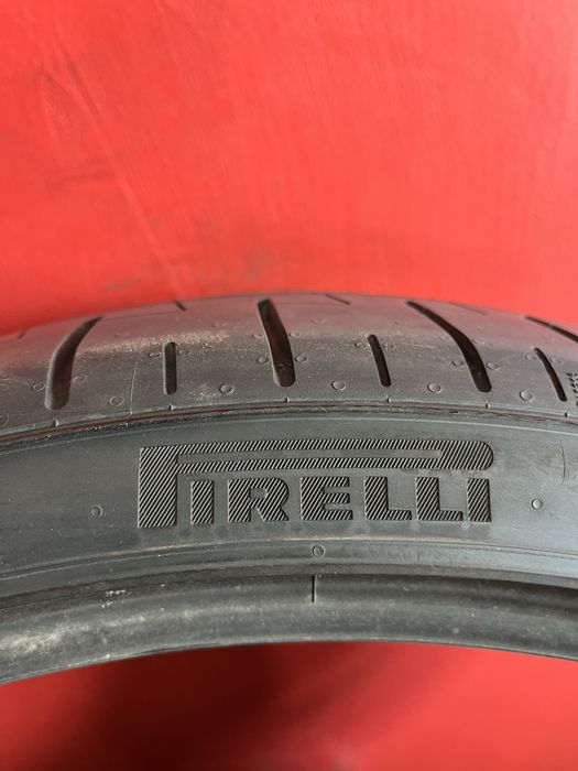 285/30/22 Pirelli P Zero