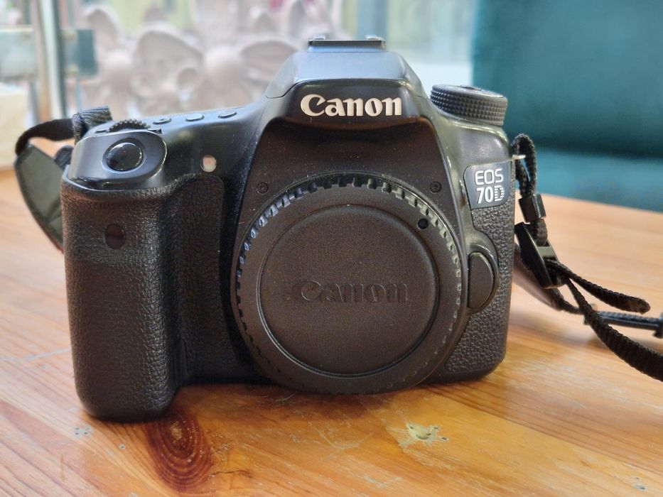 canon 70d - купити фототехніку, відеотехніку - Ціна на OLX.ua