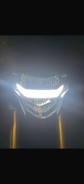 Mota BMW R310 poucos km