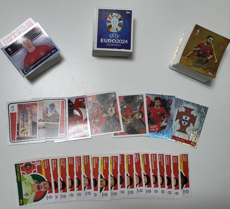 500 cromos todos diferentes que inclui todos os cromos de Portugal