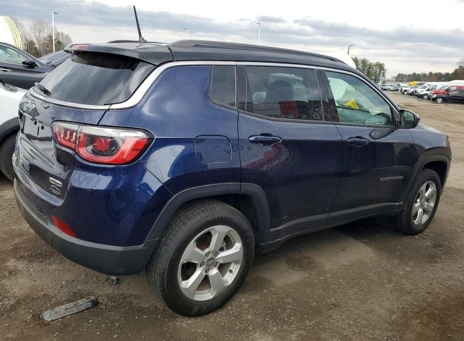 Срочно продам jeep compass  2020