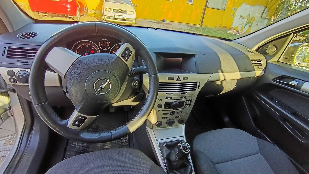 Opel Astra H 1.9 CDTI 100 KM, 2007