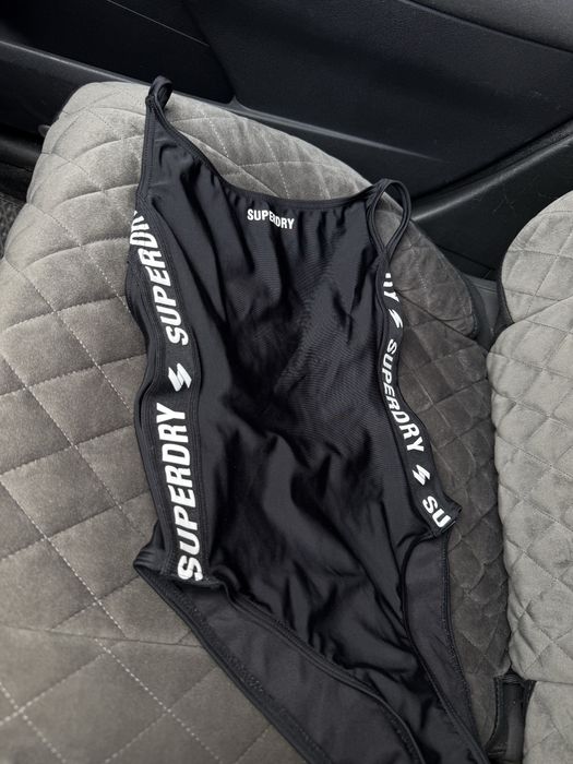 Купальник суцільний superdry, xs-s
