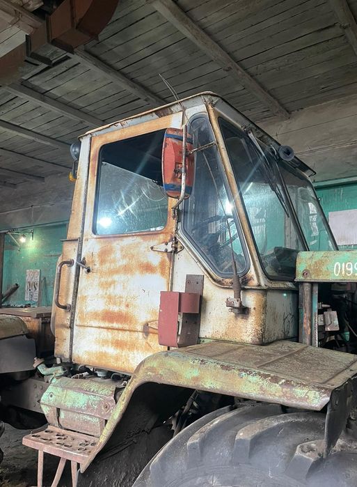 Кабіна на трактор Т150.