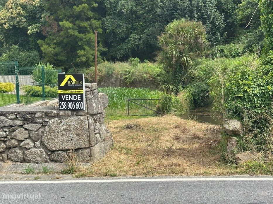 Terreno para construção em Freixo
